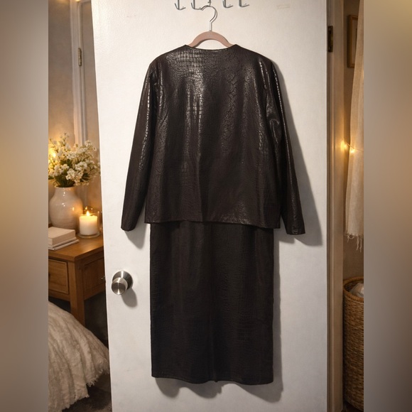 ✨Selene Sport Faux Leather Crocodile Pattern Maxi Dress & Jacket Set Size 2X - Picture 2 of 13